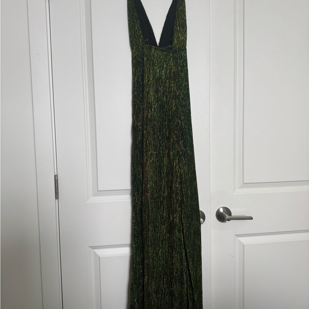 superdown green maxi dress with high slit - Picture 4 of 5